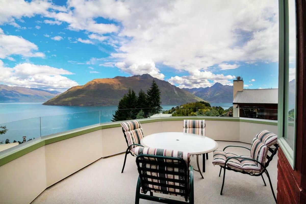 Villa Ruby'S Fernhill Vista Queenstown Exterior foto